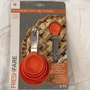 NWT Fresh Fare Measuring Cups and Spoons